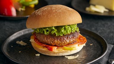 SOFT BUN RUSTIC PRE-SLICED 80, Spanish Iberico burger