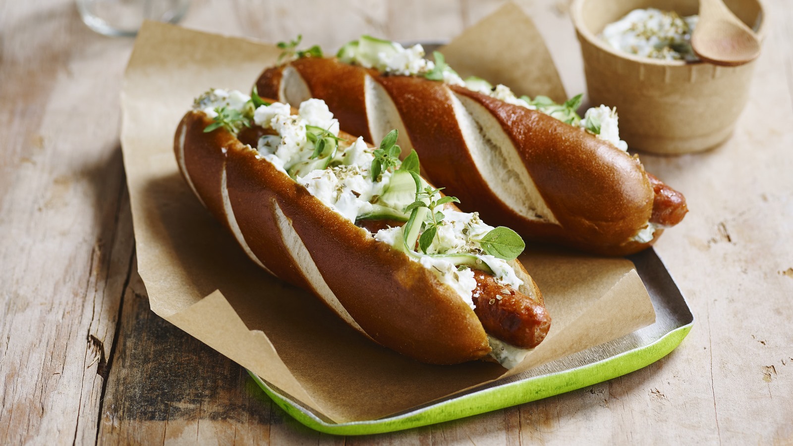 GreekstyleHotDogwithmerguezsausage.jpg.aspx?